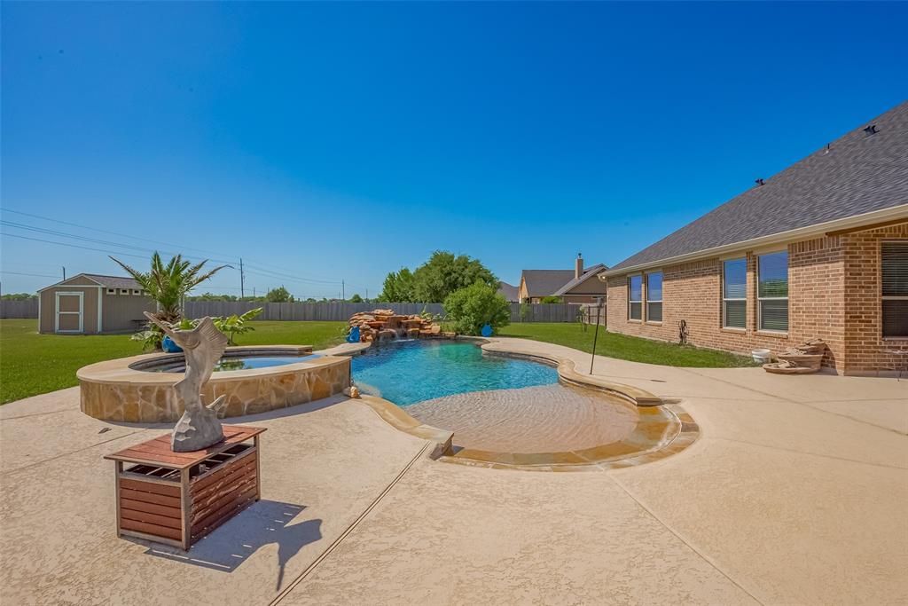 7502 Tejas Lakes Trail, Needville, Texas image 43