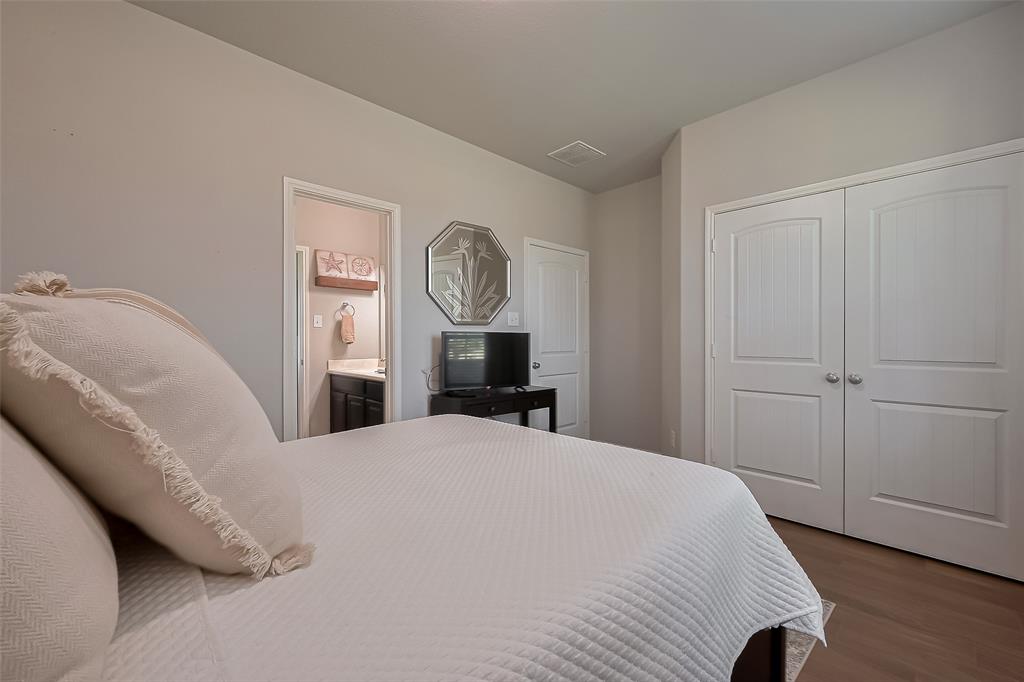 7502 Tejas Lakes Trail, Needville, Texas image 34