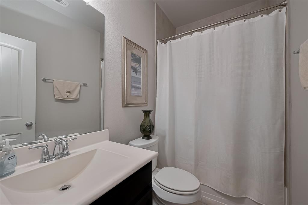 7502 Tejas Lakes Trail, Needville, Texas image 31