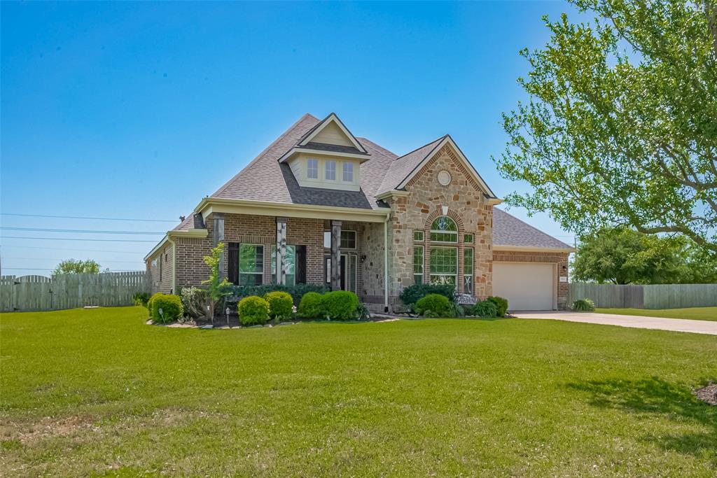 7502 Tejas Lakes Trail, Needville, Texas image 1