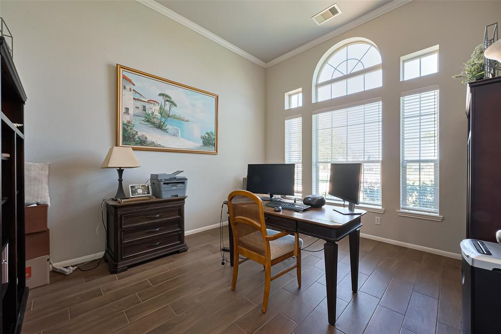 7502 Tejas Lakes Trail, Needville, Texas image 5