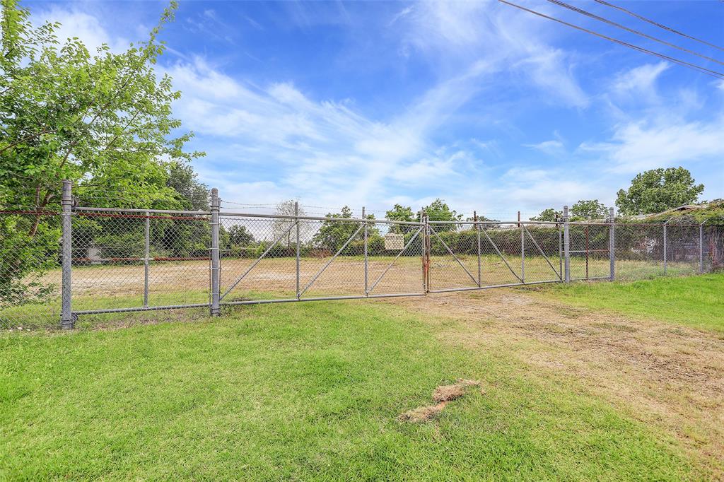 16534 Market Street, Channelview, Texas image 1