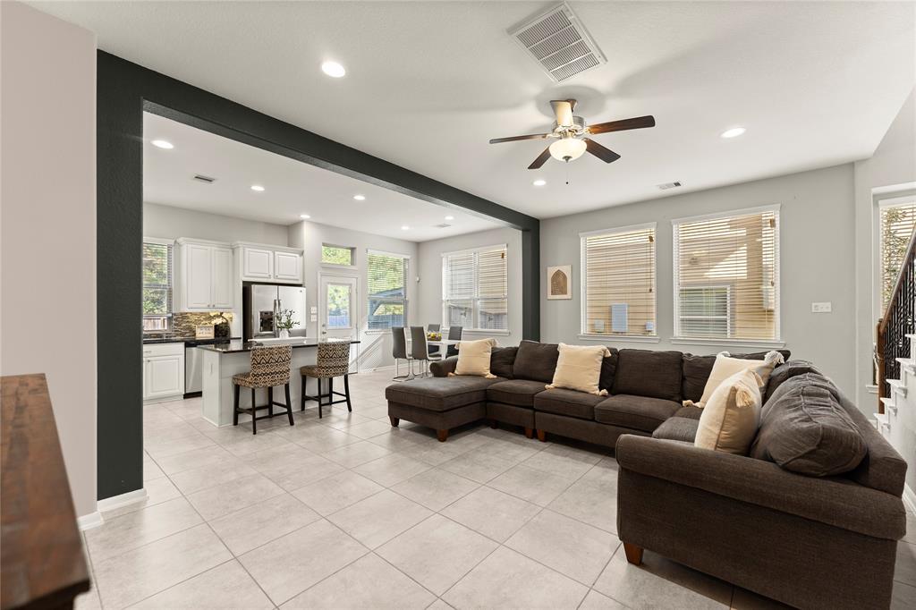 134 Biltmore Loop, Montgomery, Texas image 1