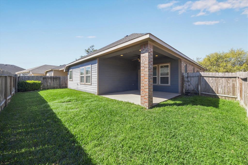 19222 Fisher Ridge Lane, Tomball, Texas image 26