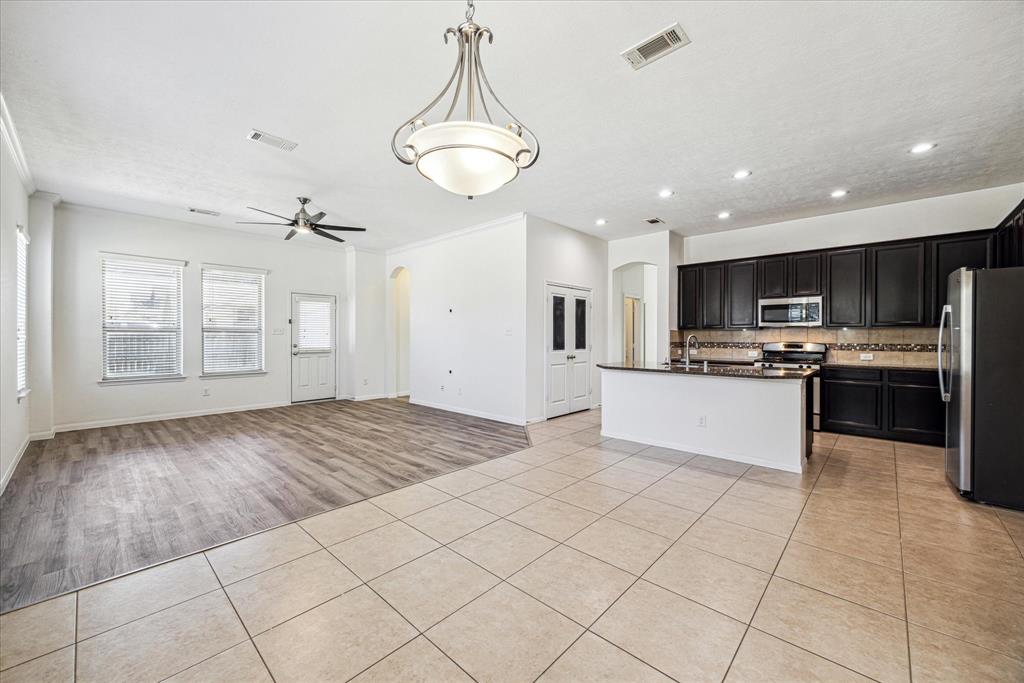 19222 Fisher Ridge Lane, Tomball, Texas image 10
