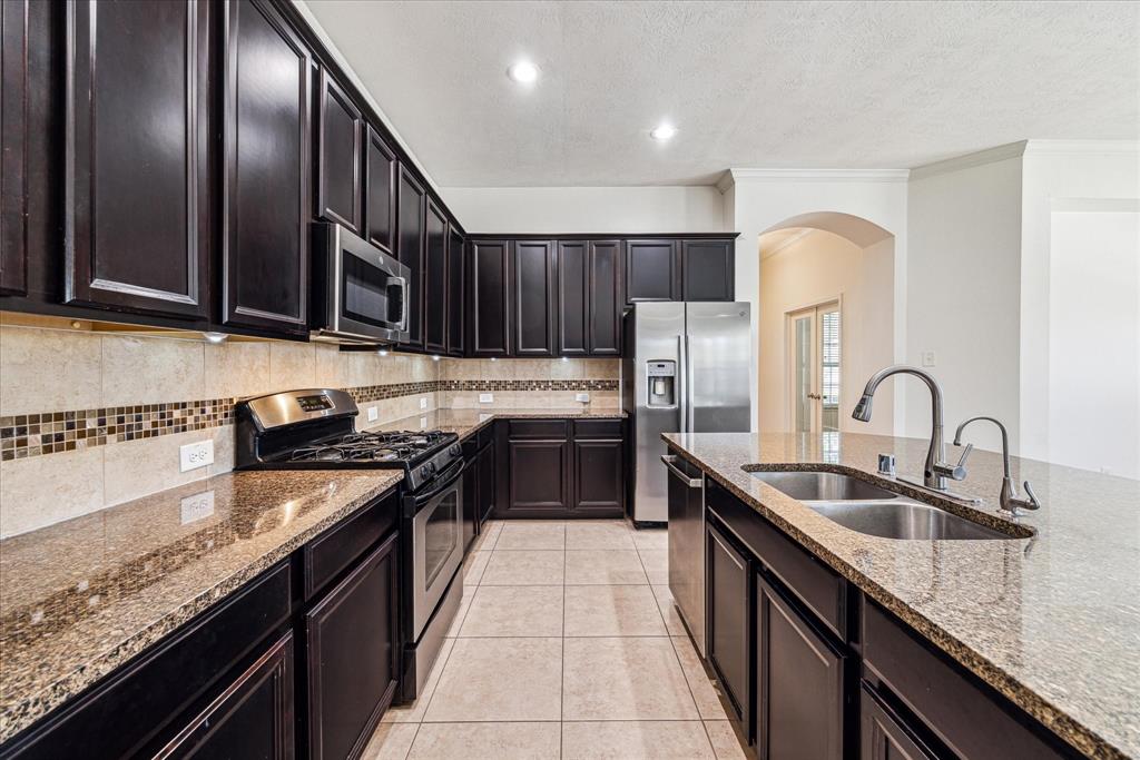 19222 Fisher Ridge Lane, Tomball, Texas image 13