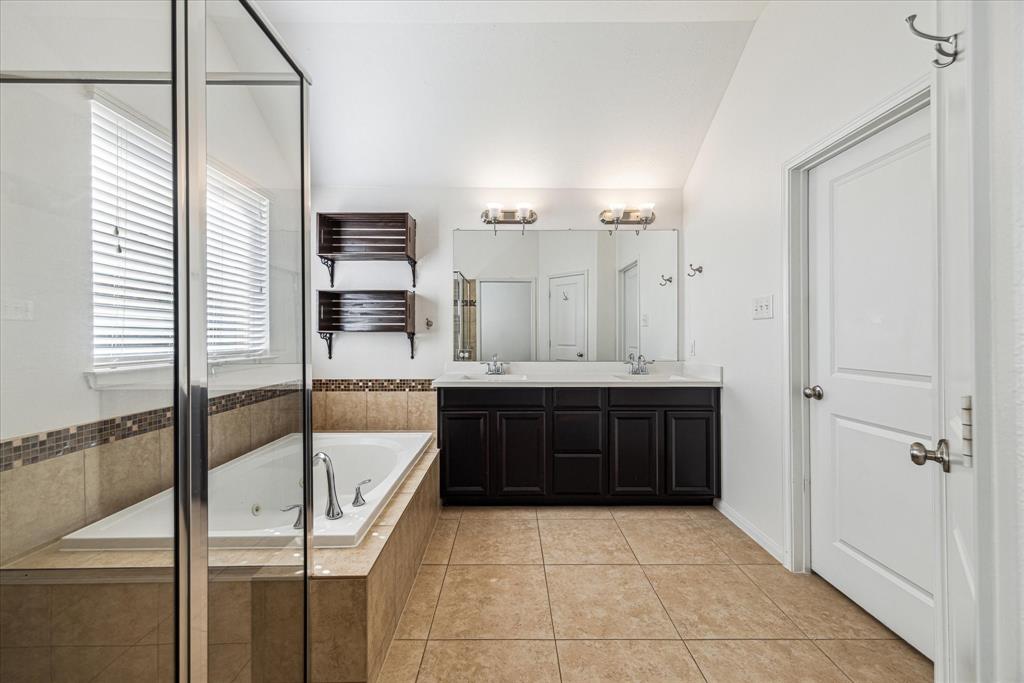 19222 Fisher Ridge Lane, Tomball, Texas image 17