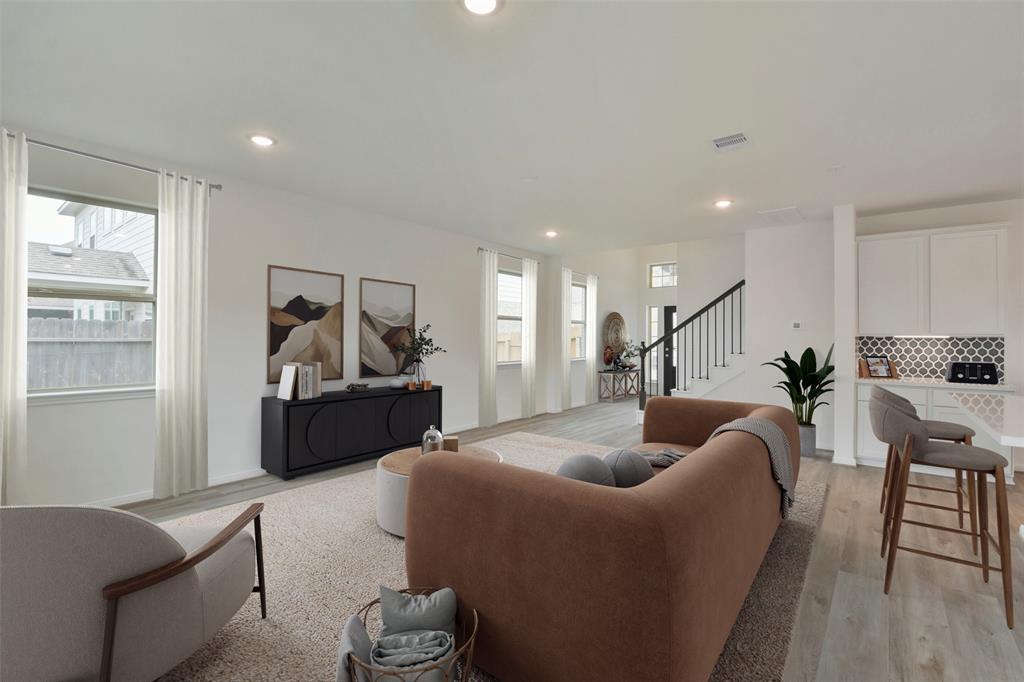 21024 Crinet Square Street, Kingwood, Texas image 7