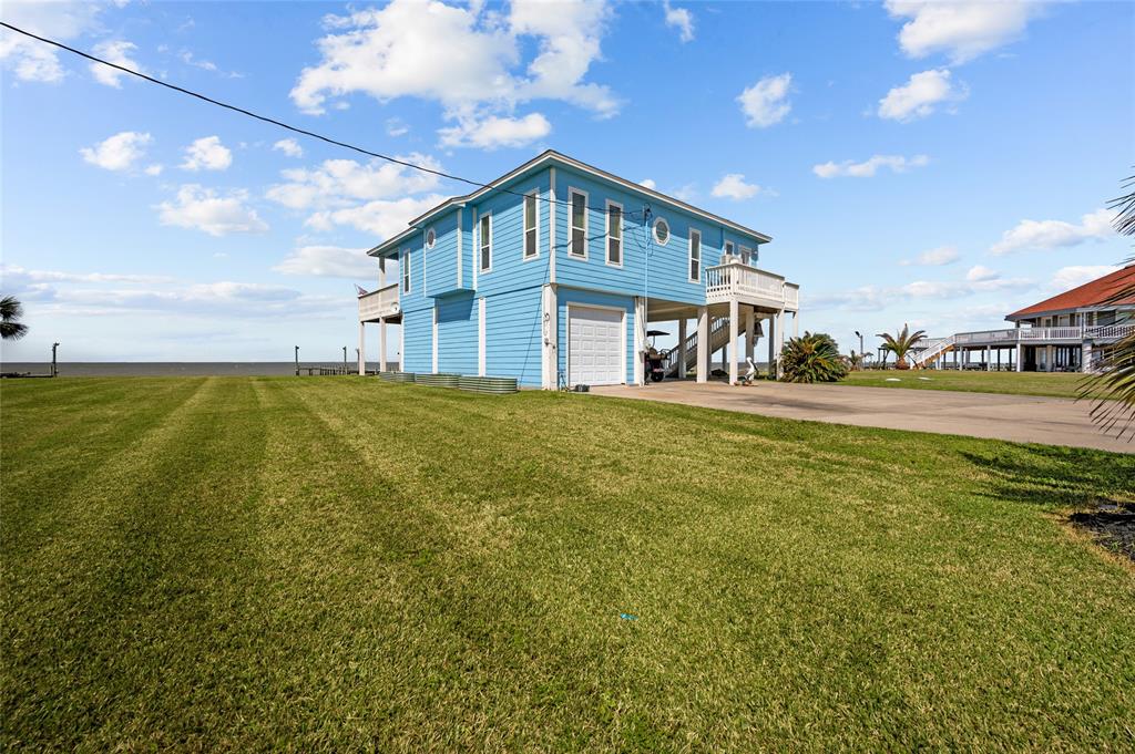 252 White Heron Drive, Anahuac, Texas image 6