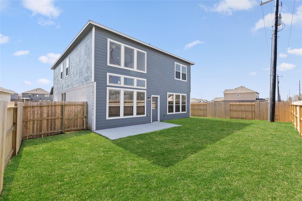 431 Kendall Crest Drive, Alvin, Texas image 38