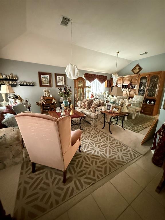 20122 Yellow Canyon Falls Drive, Tomball, Texas image 8