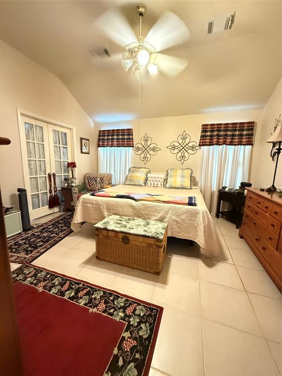 20122 Yellow Canyon Falls Drive, Tomball, Texas image 11
