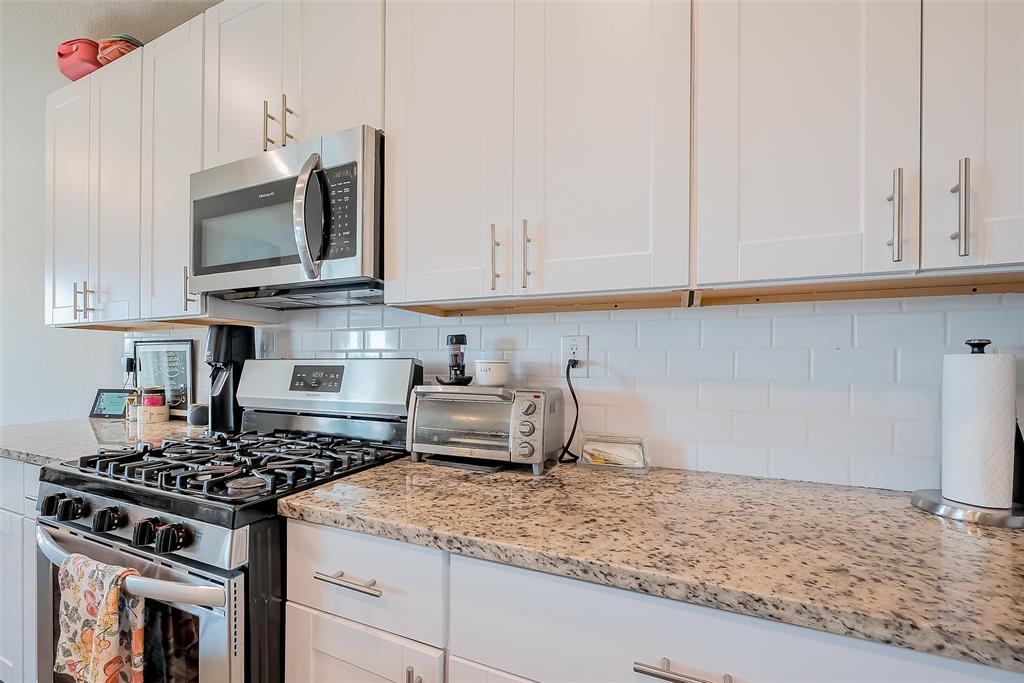 2923 Flying Horse Ln Lane, Dickinson, Texas image 11
