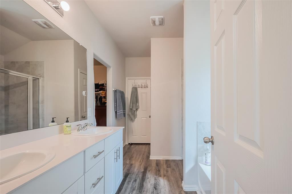2923 Flying Horse Ln Lane, Dickinson, Texas image 32