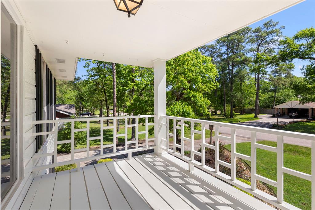 26715 Maplewood Drive, Spring, Texas image 21