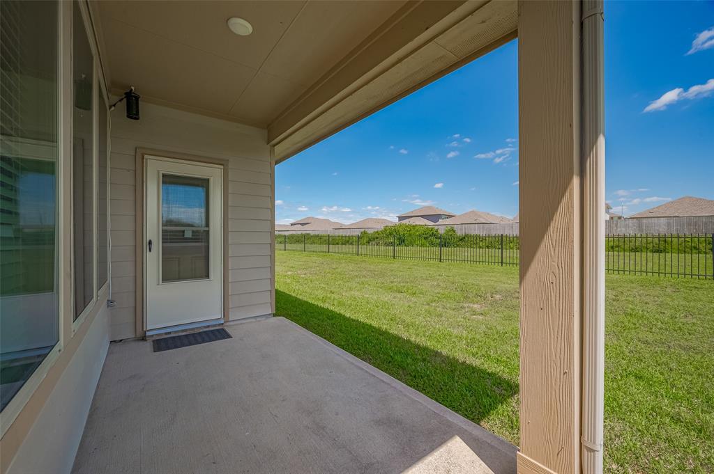 6406 Sterling Shores Lane, Rosenberg, Texas image 30