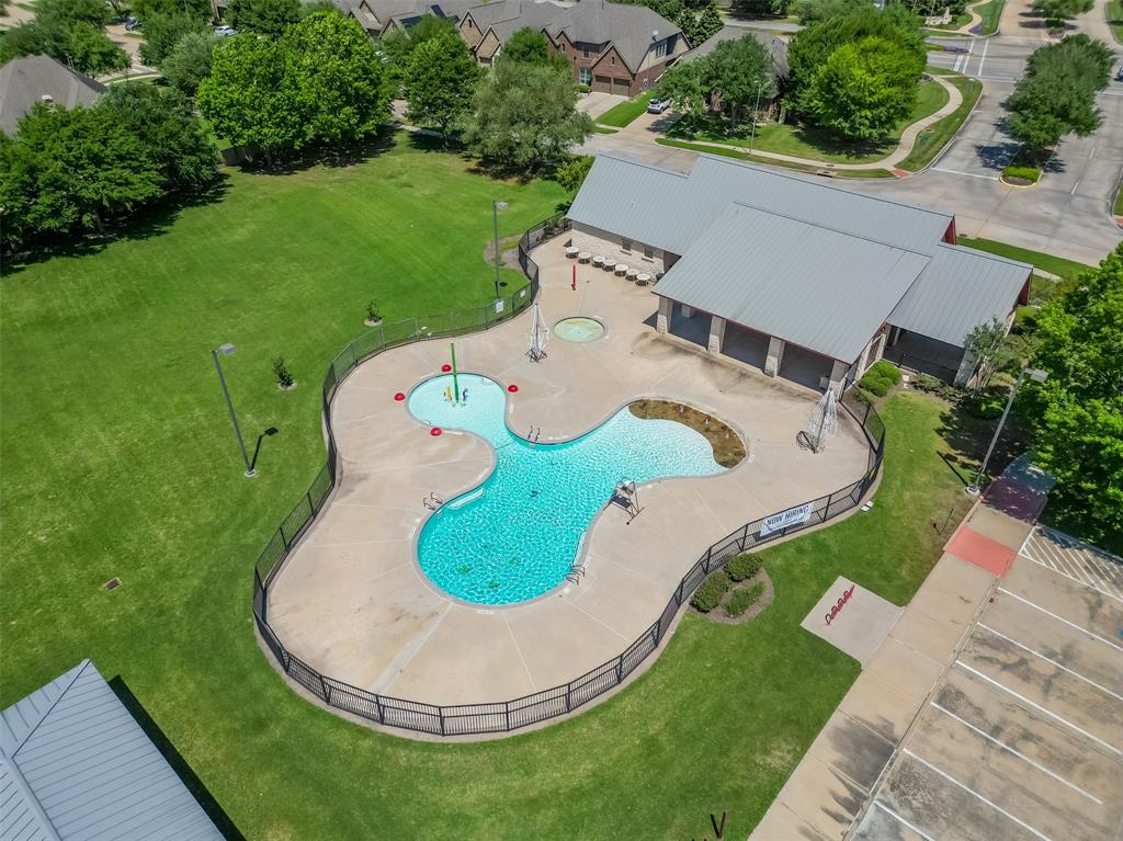 6406 Sterling Shores Lane, Rosenberg, Texas image 38