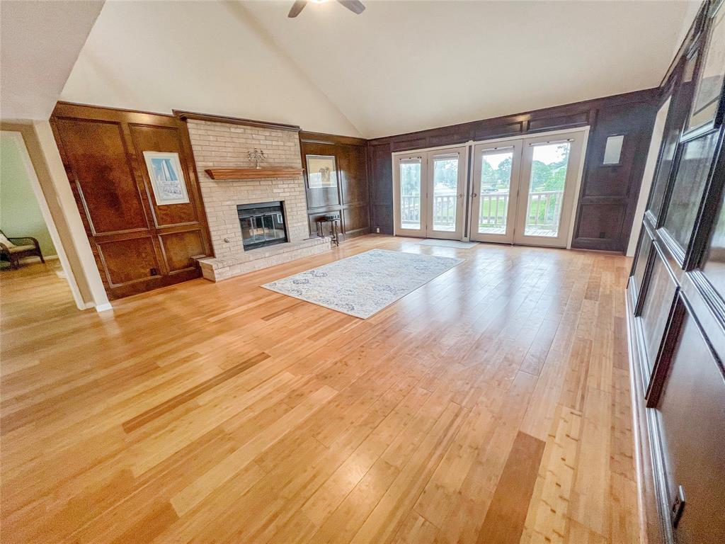 3203 Bayou Drive, La Porte, Texas image 6