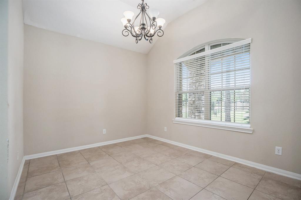 4702 Red Canna Vis, Humble, Texas image 6