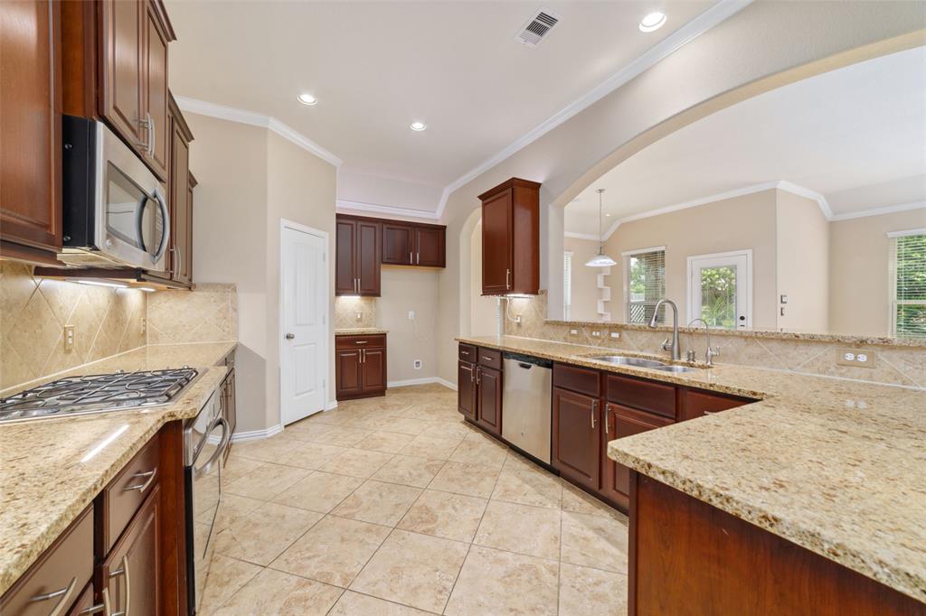 21223 Barrett Creek Lane, Richmond, Texas image 7