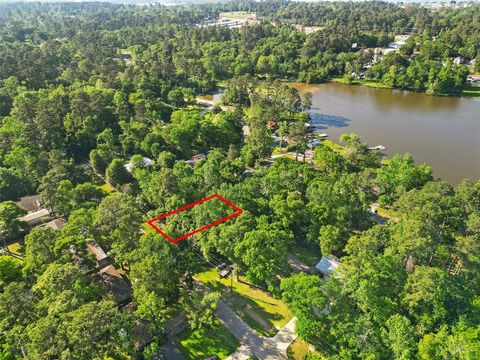 Photo of 0 Arrowhead Drive, Conroe, TX 77316 (MLS # 13469925)