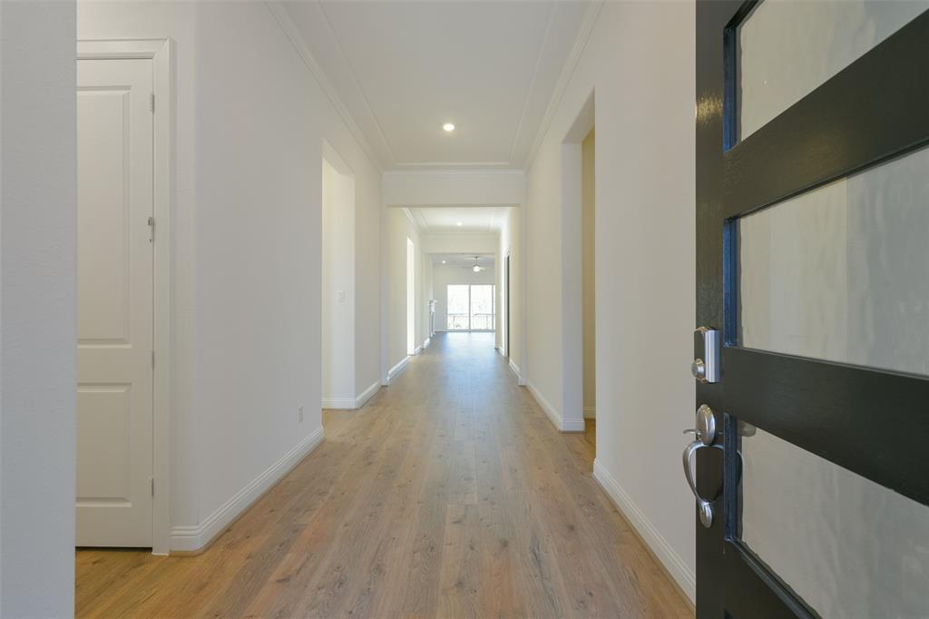 9931 Hunters Run Drive