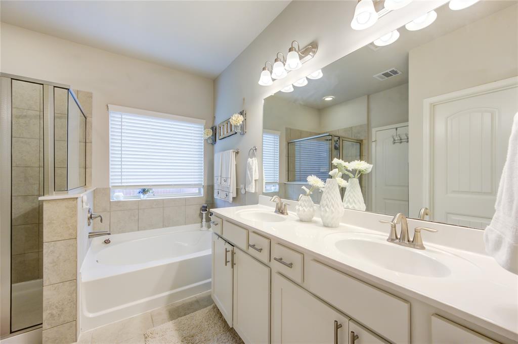 5318 Decatur Court, Dickinson, Texas image 9