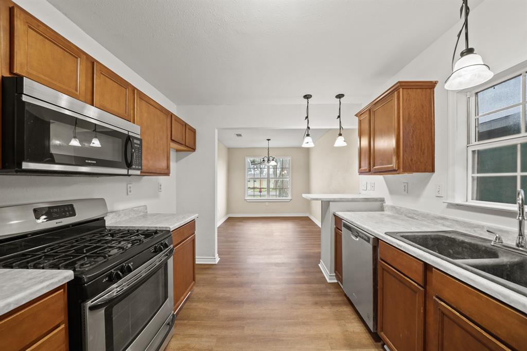 1326 W 6th Street, Freeport, Texas image 10