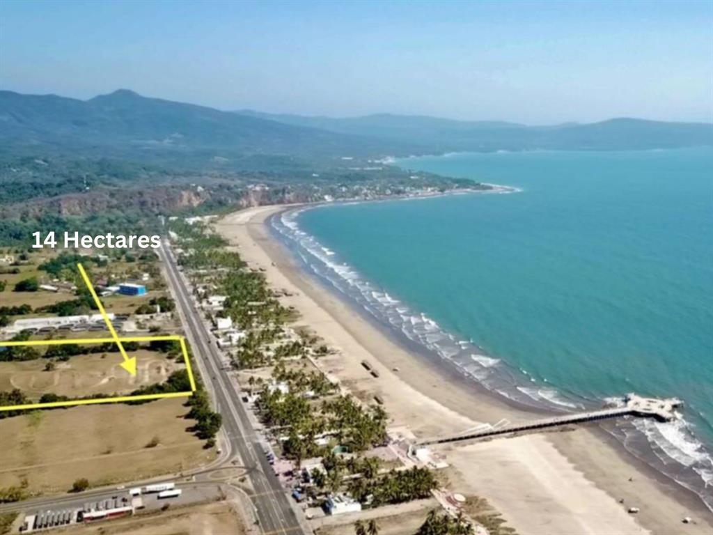 0 14 Hectares in Bahia Matanchen Front of Boulevard