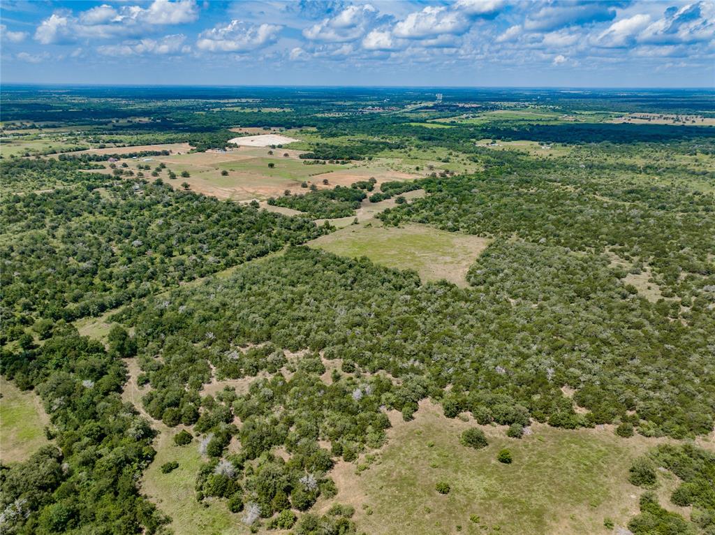 13 Armstrong Road, Waelder, Texas image 1