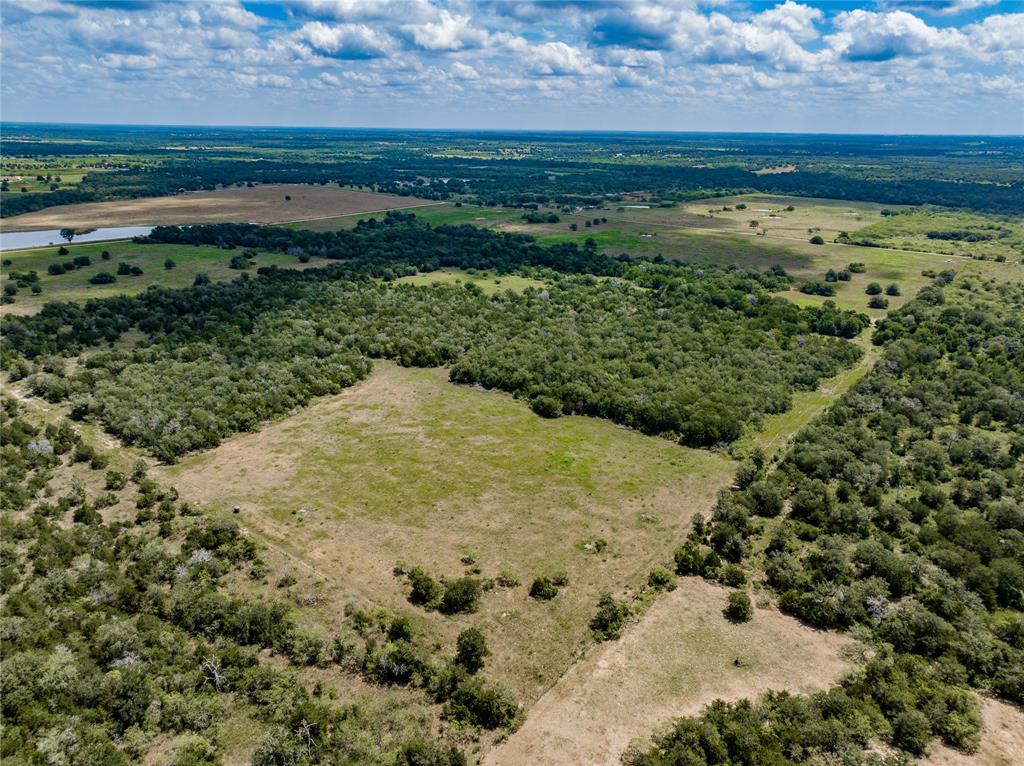 13 Armstrong Road, Waelder, Texas image 5