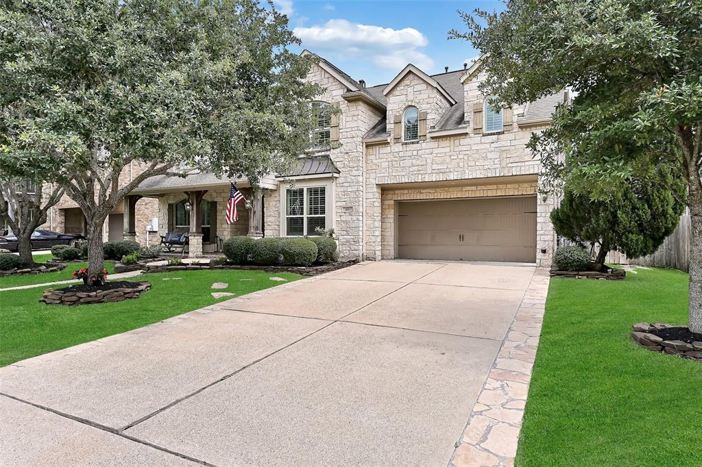 1013 Bolivar Point Lane