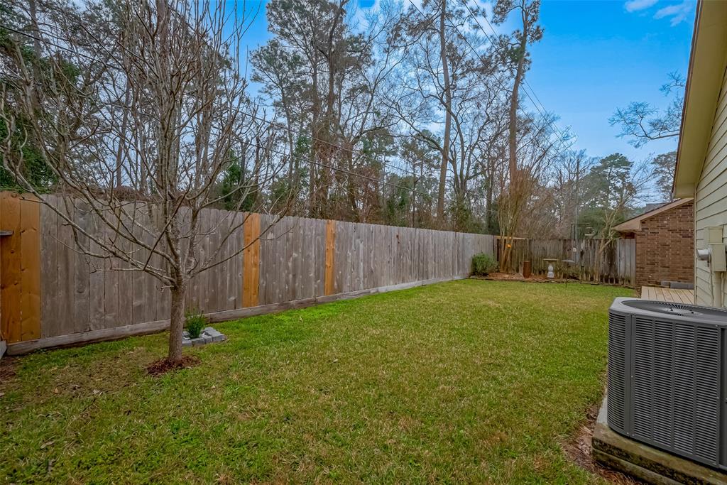 3318 Beech Point Drive, Kingwood, Texas image 38