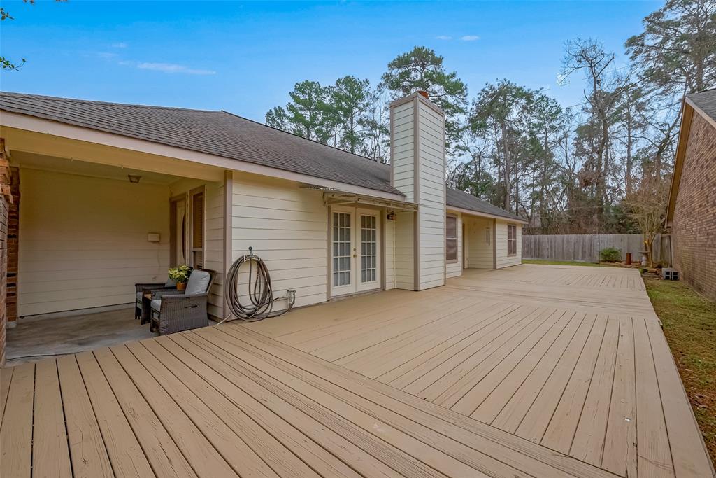 3318 Beech Point Drive, Kingwood, Texas image 35