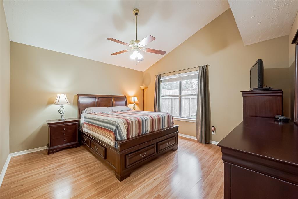 3318 Beech Point Drive, Kingwood, Texas image 25
