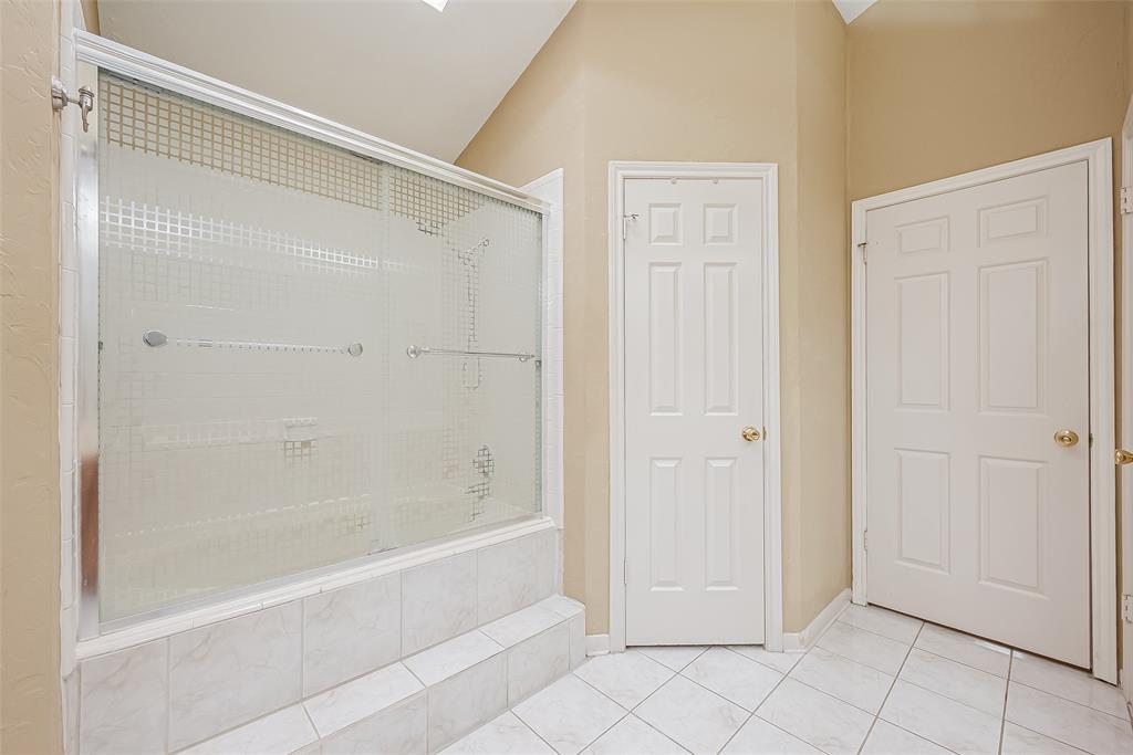 3318 Beech Point Drive, Kingwood, Texas image 30