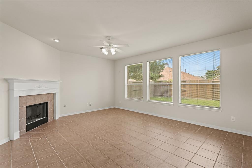6727 Village Bridge Drive, Humble, Texas image 10