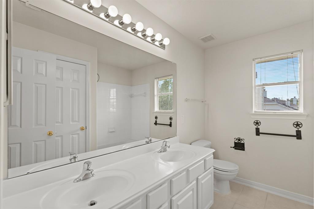 6727 Village Bridge Drive, Humble, Texas image 24