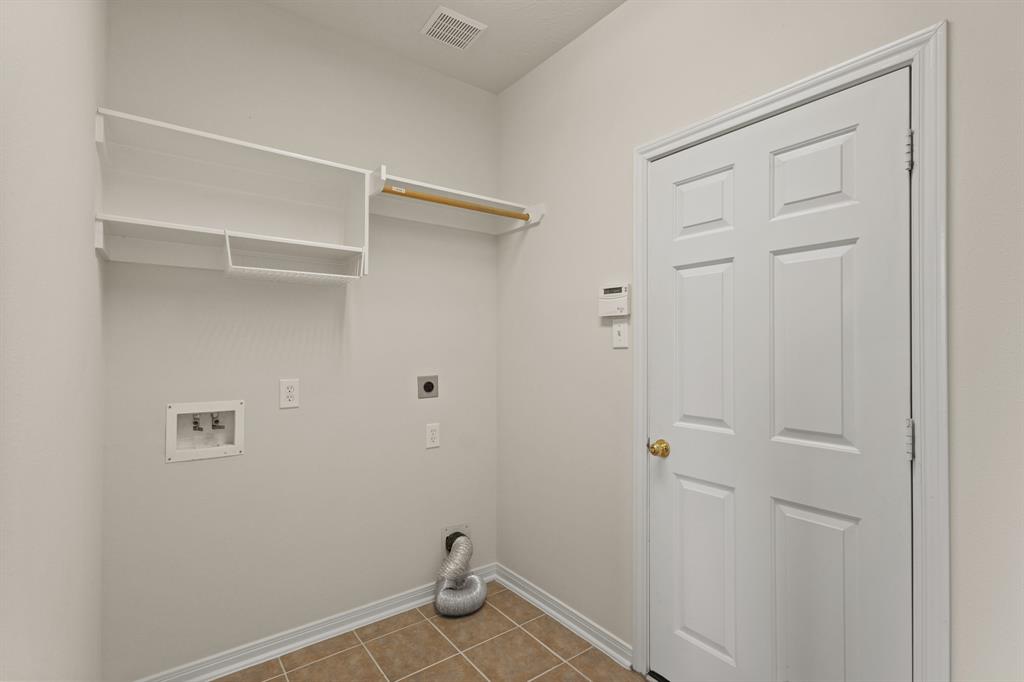 6727 Village Bridge Drive, Humble, Texas image 20