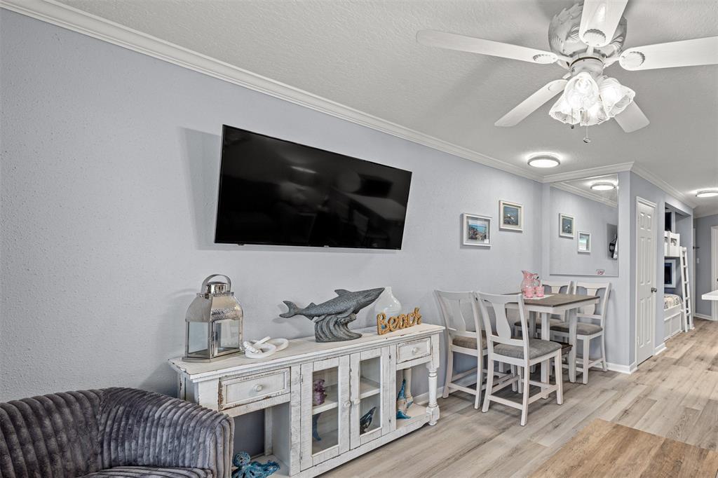 6300 Seawall Boulevard 9311