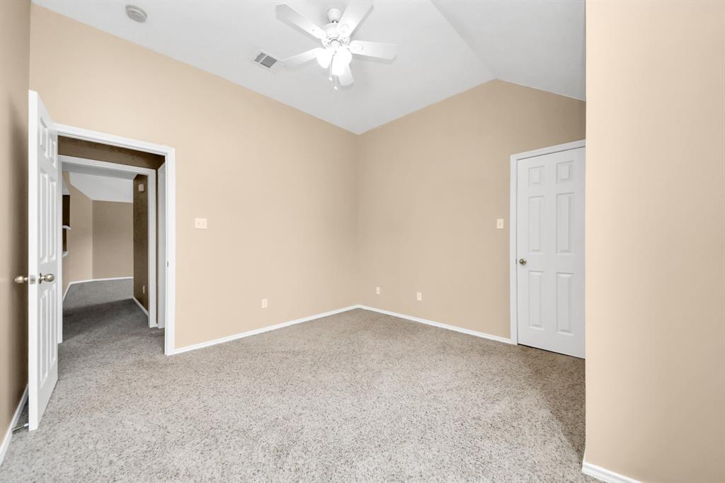 4311 Running Pine Drive, League City, Texas image 29