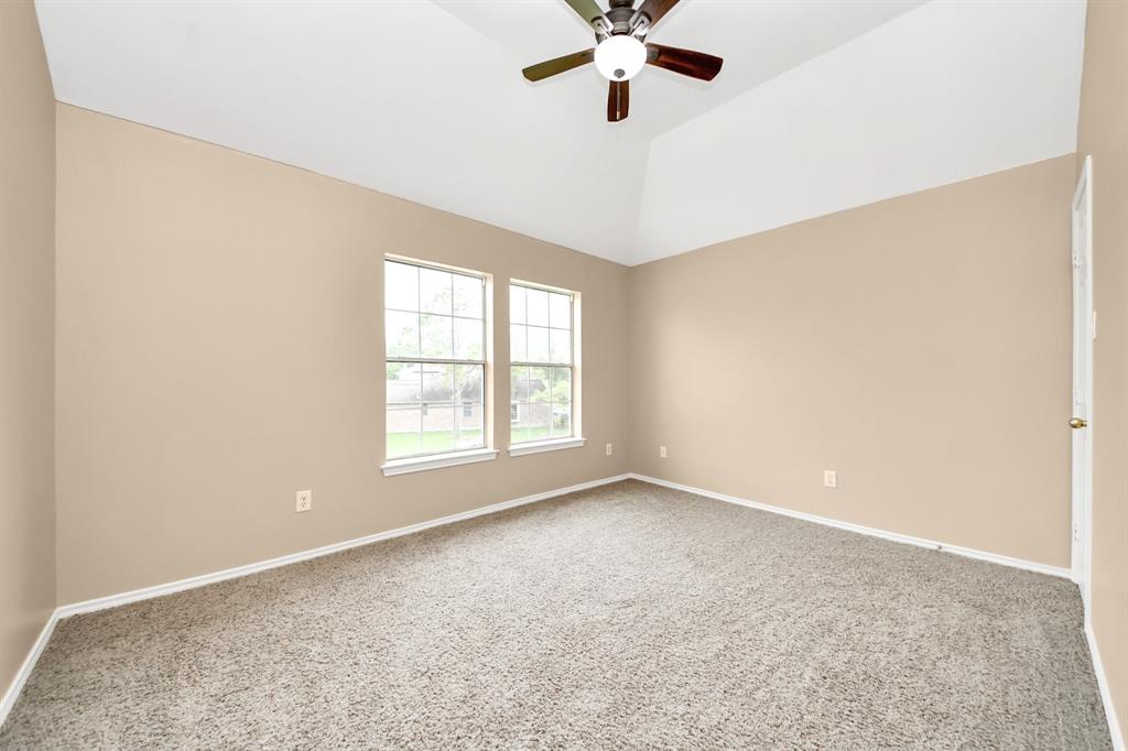 4311 Running Pine Drive, League City, Texas image 31