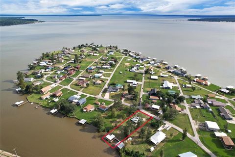 A home in Onalaska