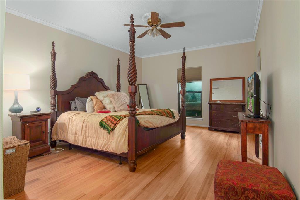 1126 Crossroads Drive, Houston, Texas image 17