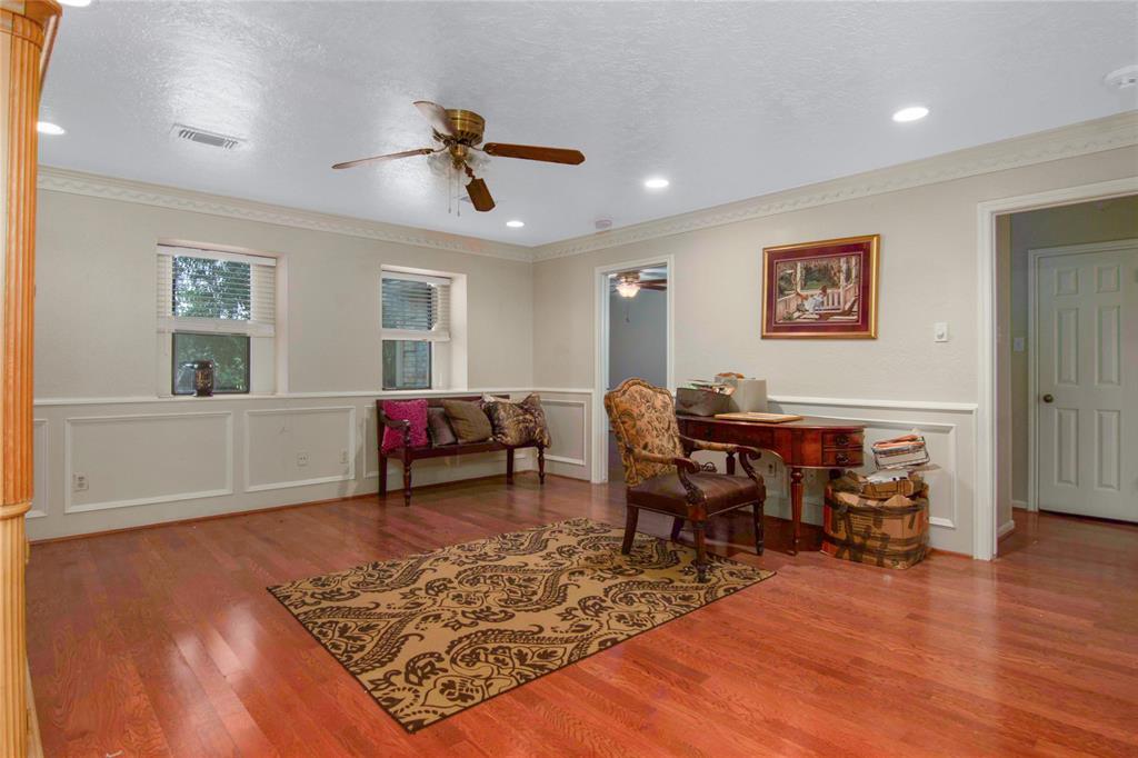 1126 Crossroads Drive, Houston, Texas image 22