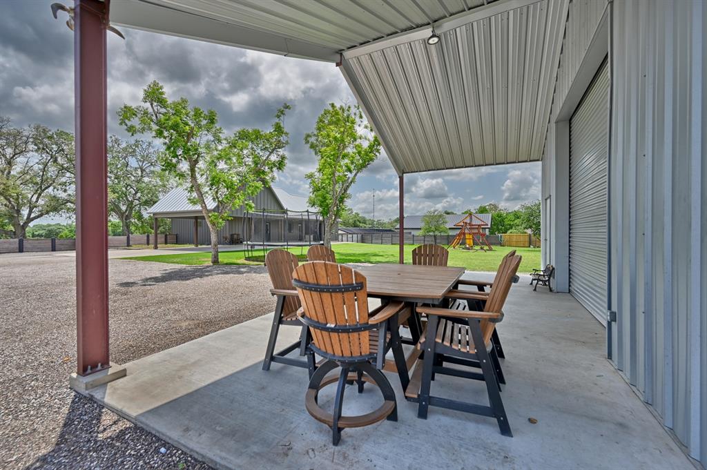 1512 W State Highway 159 Highway, Bellville, Texas image 11