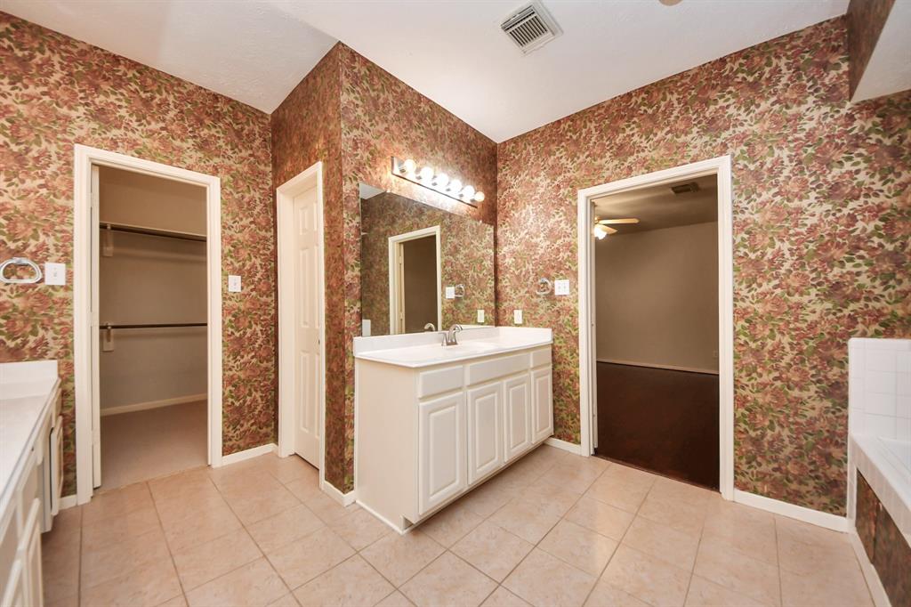 14731 Ravenscroft Way, Houston, Texas image 30