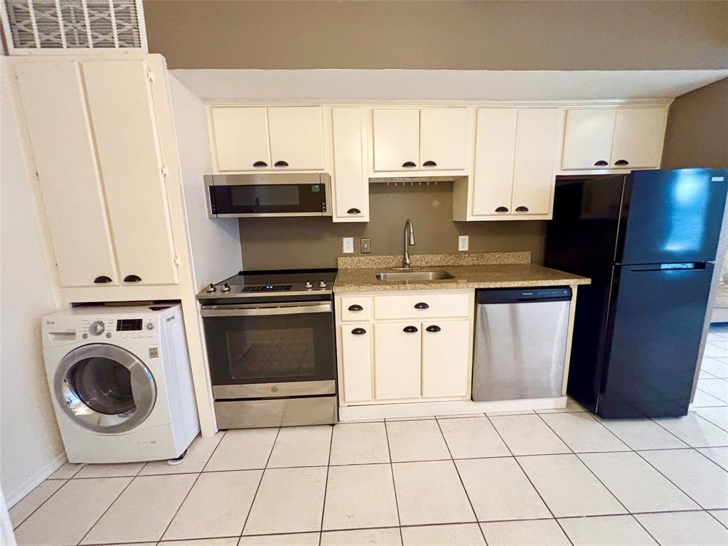12900 Walden Rd 417D