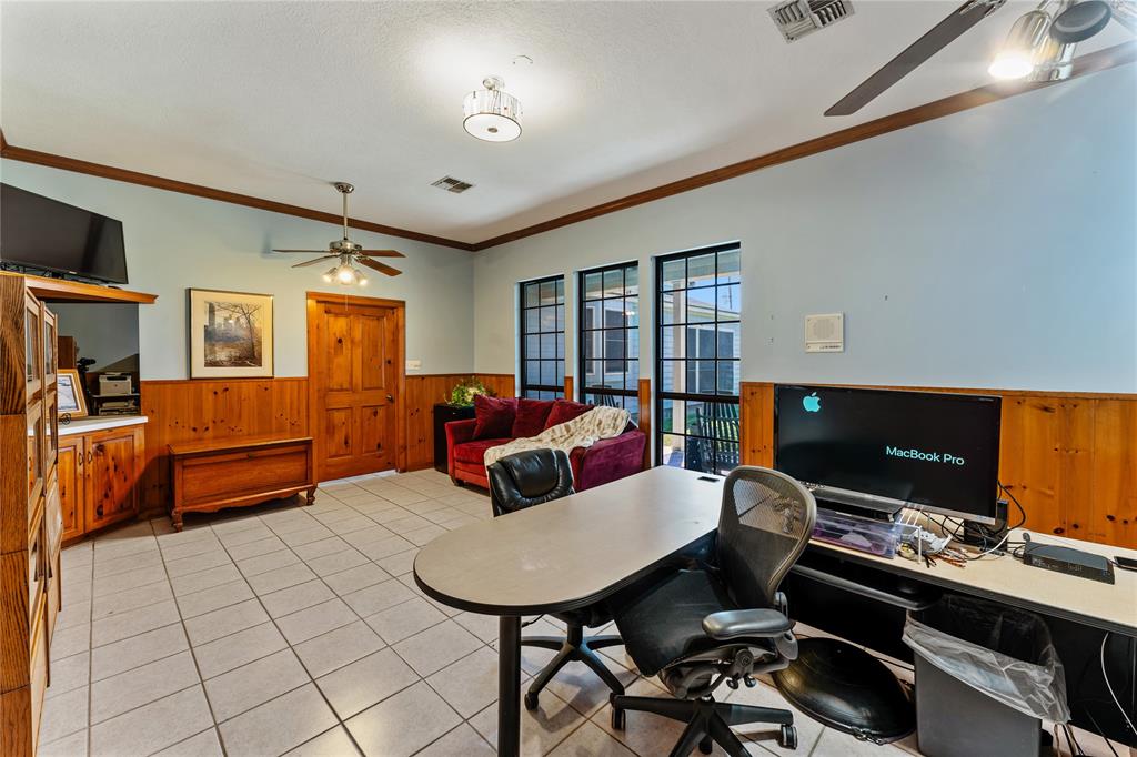 000 W Fm 1093 Road, Wallis, Texas image 31