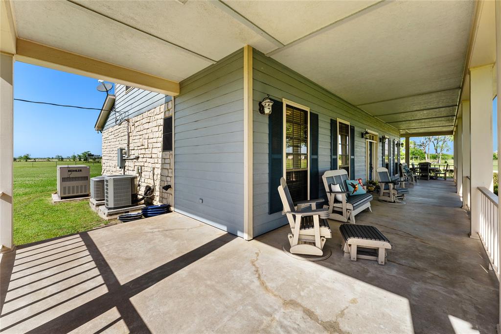 000 W Fm 1093 Road, Wallis, Texas image 34